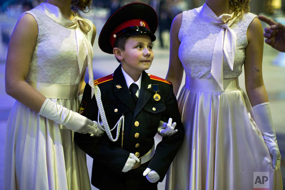 Moscow lung linh trong vũ hội quốc tế của thiếu sinh quân